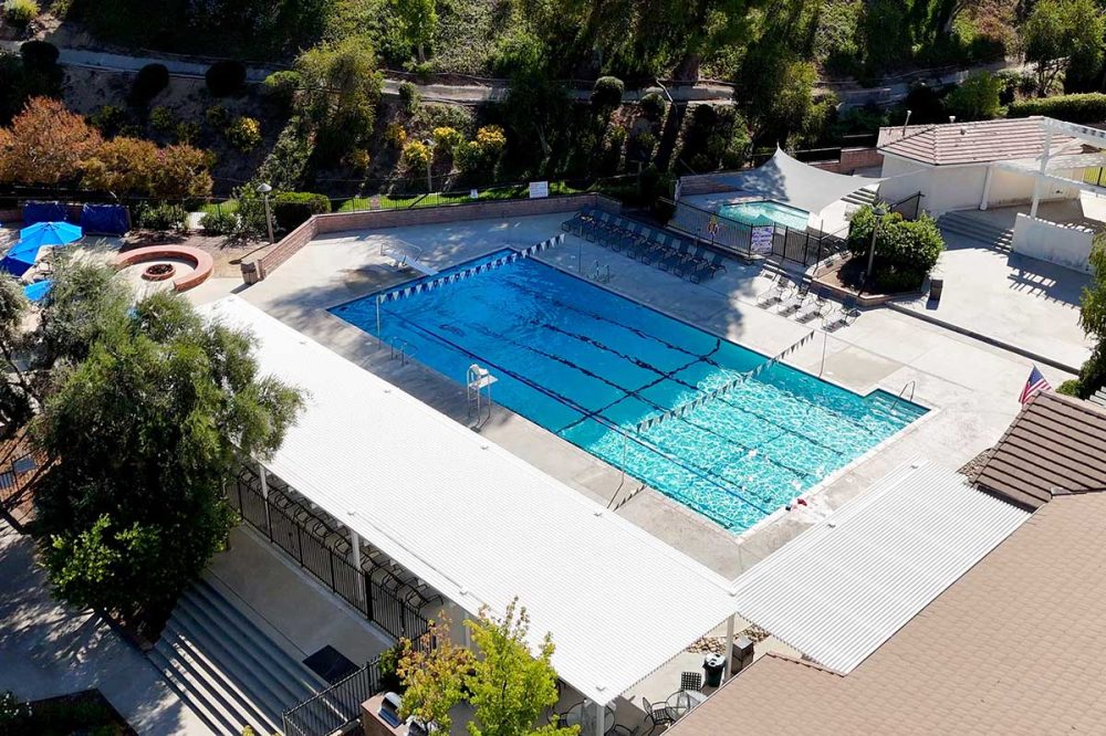 Pool and Hot Tub in the Valencia Hills Neighborhood