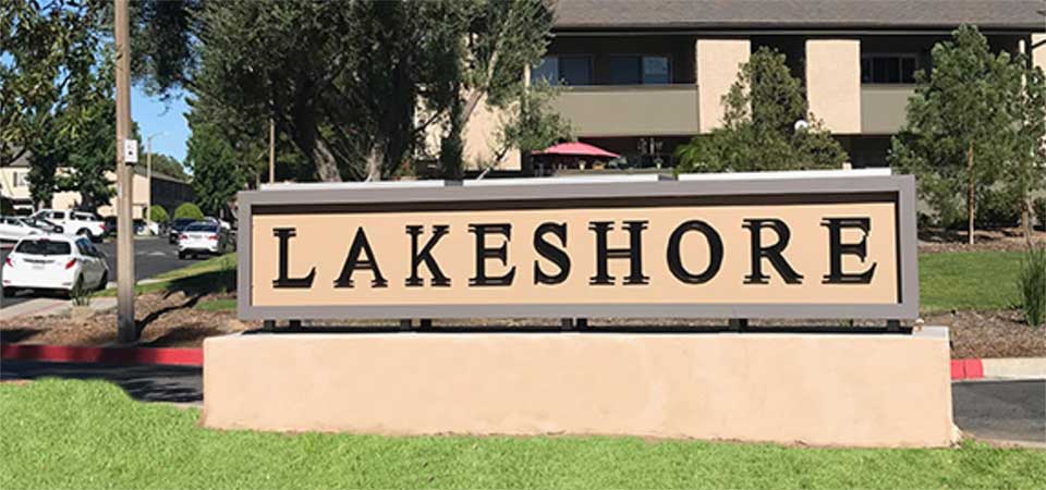 Lakeshore Community Sign