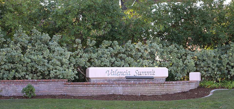 Valencia Summit Community Sign