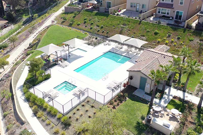 2 valle di oro community pool and spa