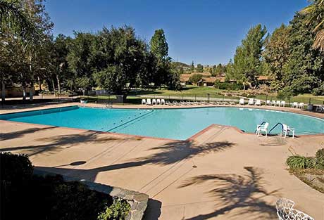 Friendly Valley HOA Pool