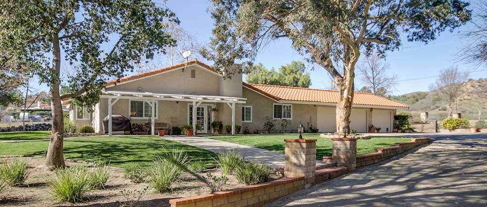 Country Home on the Ranch at 30114 Hawkset St