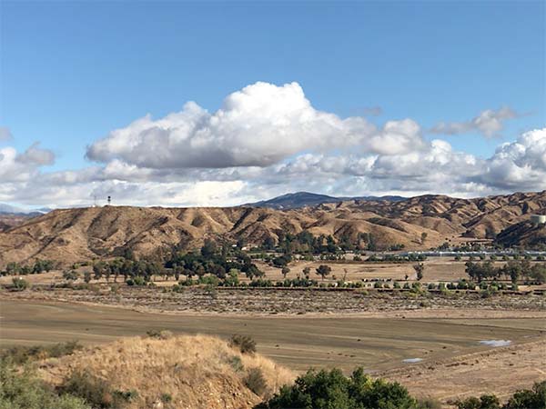 Hillside View in Castaic