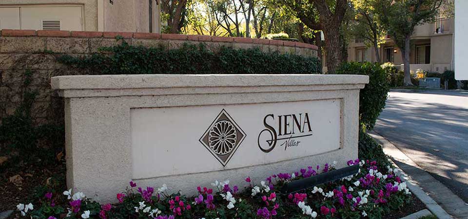 Siena Villa Condo Community Sign