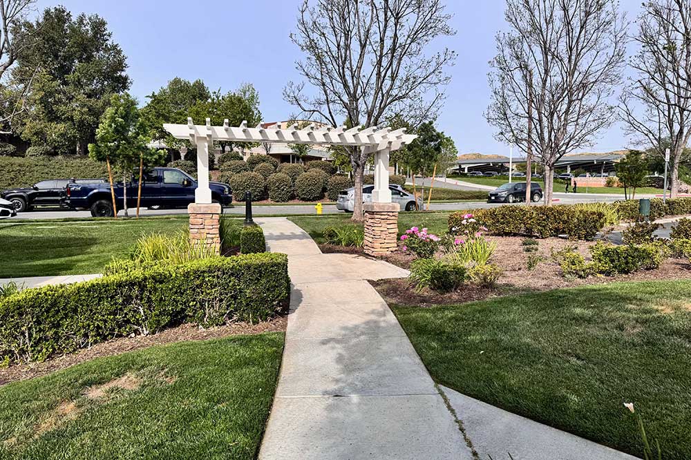Common Area Walkway in Vest Creek of Valencia CA