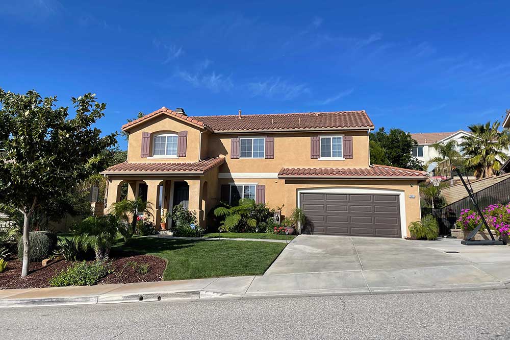 Example of Large Two Story Home in Tesoro Del Valle
