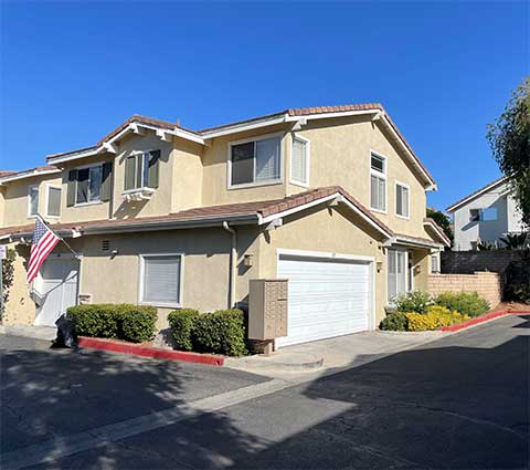 Townhome in the Montana Neighborhood