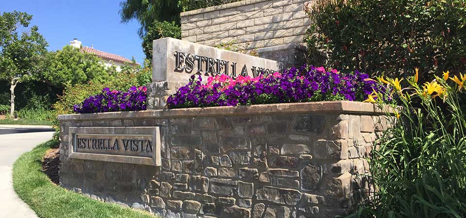 Estrella Vista Neighborhood Sign