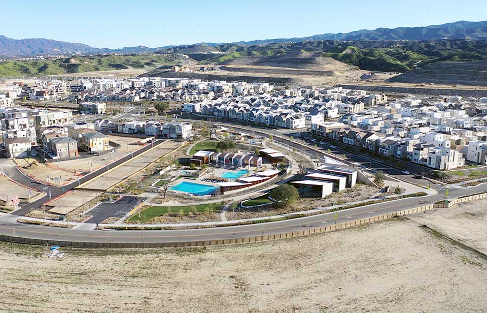 New Homes in Valencia Near Magic Mountain