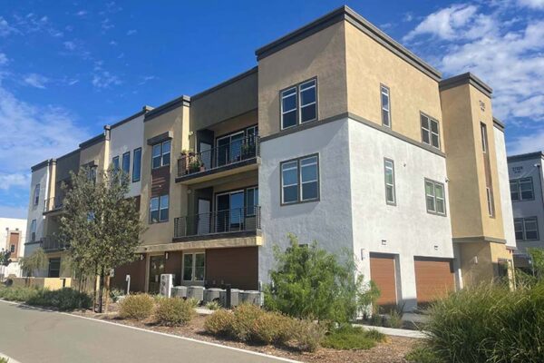 Lamplight Condominium Facing Magic Mountain Prky