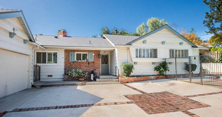 Home at Secondary Bedroom at 4723 Conejo Ave Woodland Hills CA