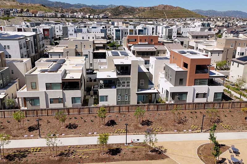 Rowan Townhomes Overlooking Verve park in Valencia CA
