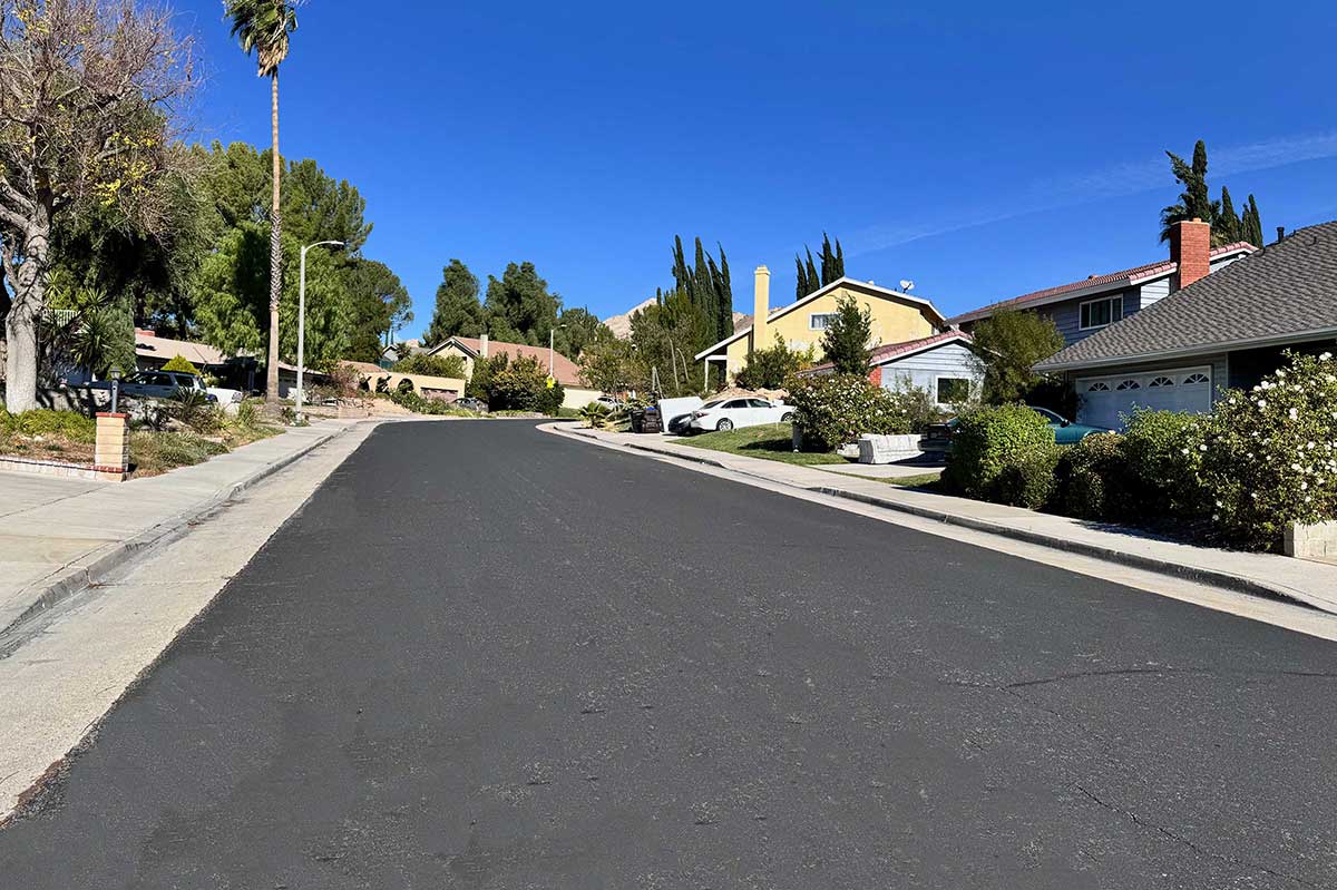 Lotusgarden dr in Pinetree Neighborhood