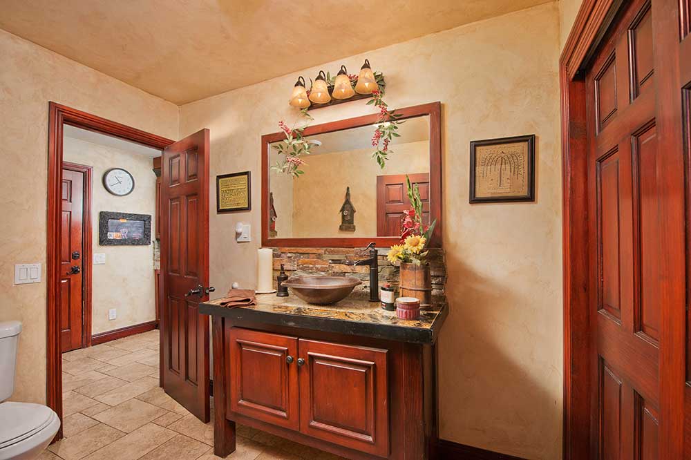 Bathroom Sink at 30602 Hasley Canyon Rd