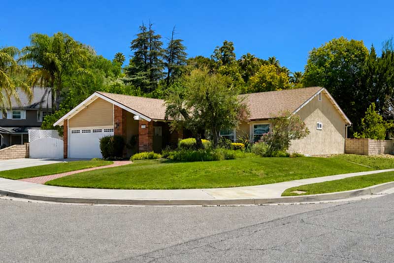 Single Story Home on Corner in Sierra Hills Community