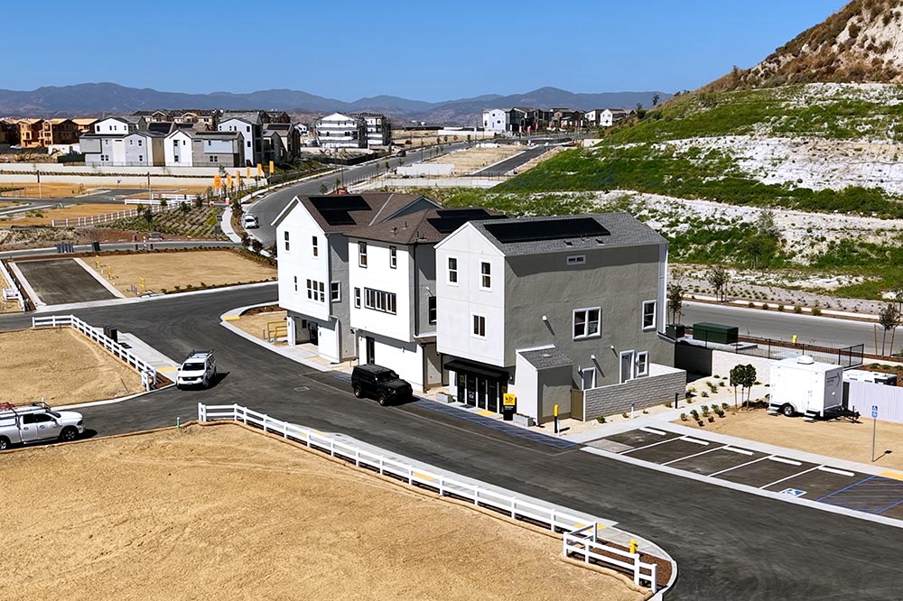 Side View of the Quinn Model Homes in Valencia of Santa Clarita